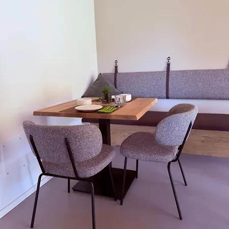 Bed & Breakfast Rive De Guia 4*